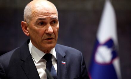 Ο Γιάνεζ Γιάνσα εξελέγη πρωθυπουργός