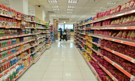 Δευτέρα Αγίου Πνεύματος: Τι ισχύει για σούπερ μάρκετ, καταστήματα, τράπεζες, υπηρεσίες