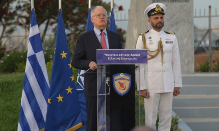 «Στη θάλασσα το μέλλον της Ελλάδας»