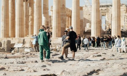 Νέο Χωροταξικό Πλαίσιο: Τοπική αυτοδιοίκηση και διαχειριστές βραχυχρόνιας μίσθωσης λένε όχι στα οριζόντια μέτρα