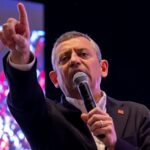 Τουρκία: Κάλεσμα για «αγώνα» από τον Οζγκιούρ Οζέλ μετά τη δικαστική απόφαση για καθαίρεσή του
