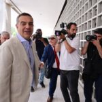 Στον Άρειο Πάγο ο Αλέξης Τσίπρας