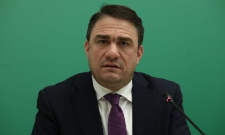 Επιχειρούν να αποφύγουν τη λογοδοσία για το ότι ο θαλάσσιος χώρος της εμφανίζεται ξέφραγο αμπέλι