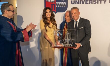 Frangoulis (Propeller Club) honoured with the Samuel Gridley Howe Award for Greek-American Friendship and Cooperation