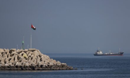 Κλιμάκωση εντάσεων στον Περσικό Κόλπο – Τρεις επιθέσεις σε πλοία εκ των οποίων οι δύο σε δεξαμενόπλοια