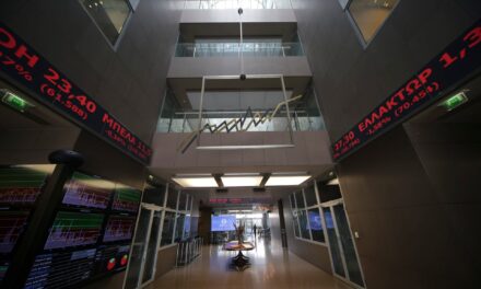 «Τσίμπησε» ο δανεισμός, αλλά… γέμισε και το ταμείο
