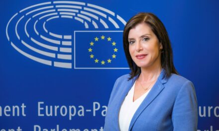 Την ενοχή της Άννας-Μισέλ Ασημακοπούλου για τη διαρροή emails ζητά η Εισαγγελέας