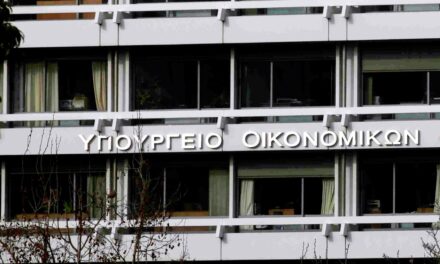 ΥΠΕΘΟΟ κατά ΕΛ.ΑΣ: «20 μύθοι – 20 αλήθειες» μετά την κριτική Τσίπρα για την οικονομία