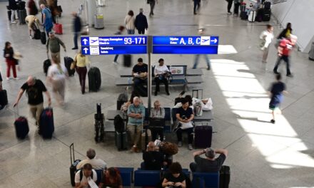 Υψηλές δαπάνες από τους Έλληνες στα ταξίδια τους στο εξωτερικό