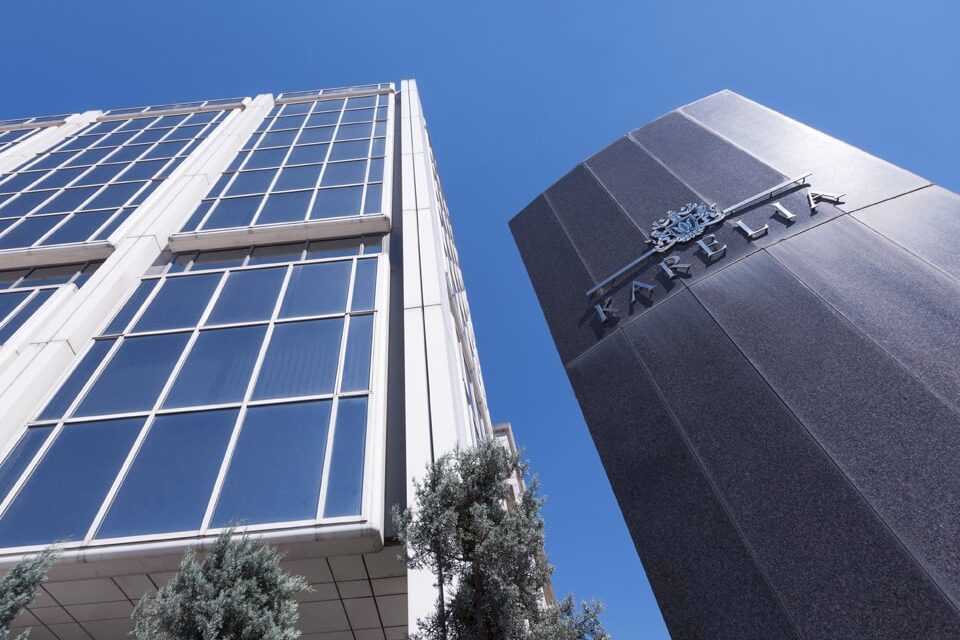 «Κόβει» το μέρισμα η Καπνοβιομηχανία Καρέλιας