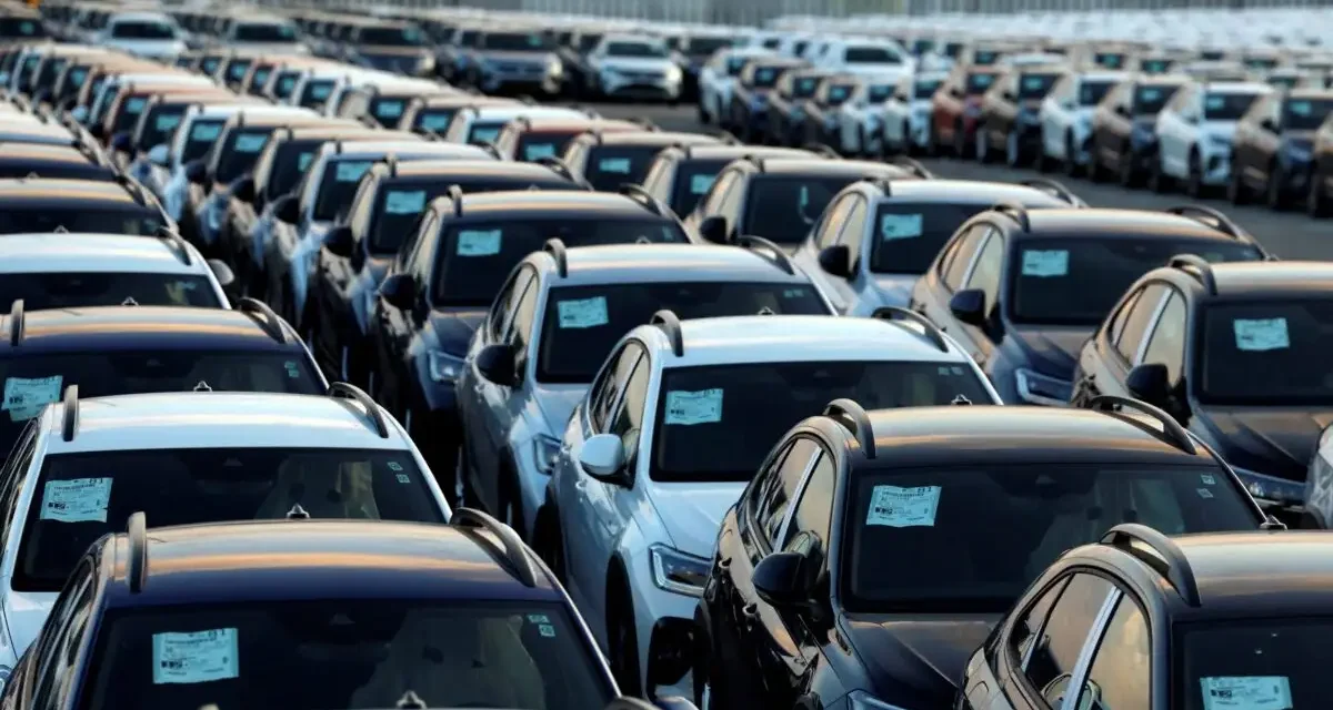Οι Έλληνες στρέφονται στα υβριδικά και «εξετάζουν»την αγορά των SUV