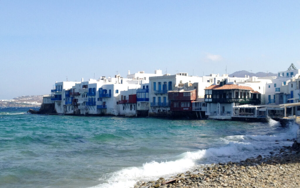 ΑΑΔΕ: Οι τουριστικές και αστικές περιοχές που θα βρεθούν το καλοκαίρι στο στόχαστρο 4.000 στοχευμένων επιτόπιων ελέγχων