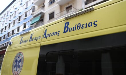 Τροχαίο στην Αγία Παρασκευή: Νεκρός οδηγός μηχανής