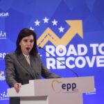 Φυλάκιση 20 μηνών με τριετή αναστολή στην Άννα-Μισέλ Ασημακοπούλου για τη διαρροή e-mail αποδήμων