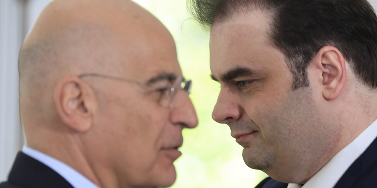 Η ακατανόητη για τον Πιερρακάκη έκτη δέσμευση του Τσίπρα περί Ρήτρας Εθνικής Κυριαρχίας