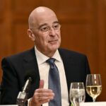 «Μια του κλέφτη, δυο του κλέφτη» για τον ΥΕΘΑ Νίκο Δένδια