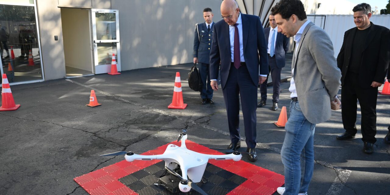 Τα χωρίς νόημα ταξίδια Δένδια στις ΗΠΑ
