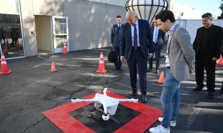 Τα χωρίς νόημα ταξίδια Δένδια στις ΗΠΑ
