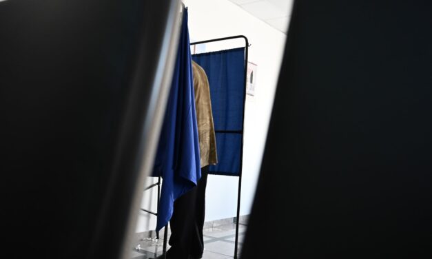 Δημοσκόπηση GPO: Επτά στους 10 θέλουν πολιτική αλλαγή
