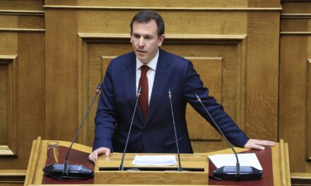 Αίτημα αντισυνταγματικότητας από το ΠΑΣΟΚ με αιχμή τη διάταξη για τις αυτοδιοικητικές εκλογές