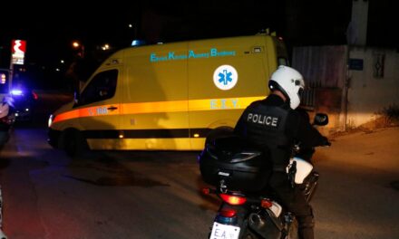 Νεκρή η 34χρονη που είχε πετάξει το μωρό της στα σκουπίδια αφού το γέννησε