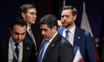 Η ιρανική αντιπροσωπεία «παραμένει στις συνομιλίες» στην Ελβετία