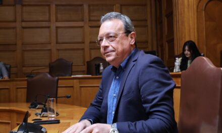 Δεν θα επιτρέψω εκβιαστικά διλήμματα από ένα πρώην μέλος της ΚΟ