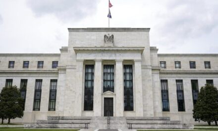 ΗΠΑ: Η Fed διατήρησε αμετάβλητα τα επιτόκια