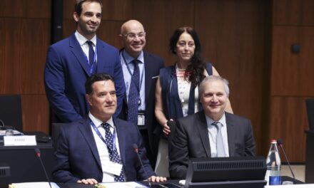 Άδωνις Γεωργιάδης από το Λουξεμβούργο: Να αναβληθεί η εφαρμογή της Οδηγίας για τα αστικά λύματα