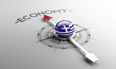 Ελληνική οικονομία: Το «καλό» σενάριο της ΤτΕ μετά τη συμφωνία ΗΠΑ