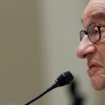Η αναπάντεχη διαδρομή από τo σαξόφωνο και τη τζαζ στη Fed και τα επιτόκια