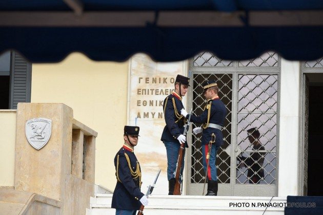 Όταν οι κανόνες δεν μας βολεύουν, απλά τους αλλάζουμε! Κυβερνητικό δόγμα και στις Ένοπλες Δυνάμεις