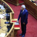 Βουλή: Ορκίστηκε βουλευτής ο Κ. Κόλλιας