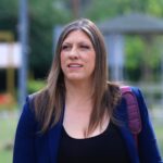 Προσφυγικά Αλεξάνδρας: Τον απεργό πείνας Αριστοτέλη Χαντζή επισκέφθηκε η Ζωή Κωνσταντοπούλου