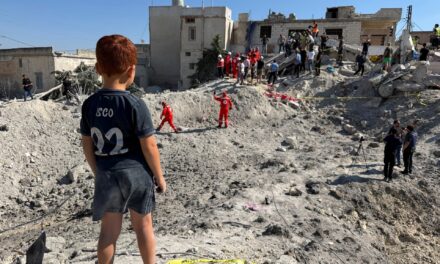 Στη στενωπό του Λιβάνου τα Στενά του Ορμούζ και οι συνομιλίες στην Ελβετία