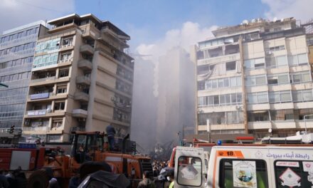 Το Ισραήλ συνεχίζει να βομβαρδίζει τον Λίβανο