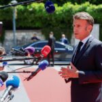 Ο Μακρόν προτρέπει τον Νετανιάχου να επιδείξει στο Λίβανο «υπευθυνότητα και ορθολογισμό»