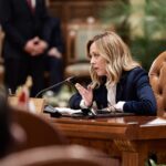 Η Ιταλία λέει όχι στην αγορά όπλων για την Ουκρανία, στην αύξηση αμυντικών δαπανών και στη ρήτρα διαφυγής