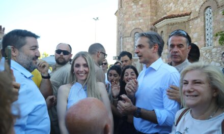 Δεν έχουμε ξεχάσει τους πειραματισμούς που παραλίγο να μας οδηγήσουν στο γκρεμό