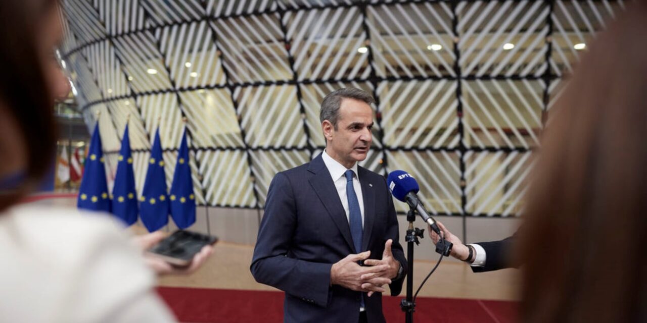 Στις Βρυξέλλες για τη Σύνοδο του Ευρωπαϊκού Συμβουλίου – Στο επίκεντρο προϋπολογισμός, άμυνα και ανταγωνιστικότητα, οι ελληνικές θέσεις