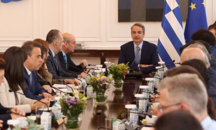 617,5 εκατ. ευρώ σε 530.000 αγρότες – Αποδίδει αποτελέσματα η μεταφορά στην ΑΑΔΕ
