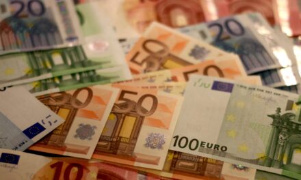 Αύριο η πρόωρη πληρωμή δόσεων ύψους 6,94 δισ. ευρώ από το δάνειο του πρώτου μνημονίου