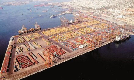 Χρηματιστήριο: Γιατί ο ΟΛΠ «σαλπάρει» άνω των 43 ευρώ