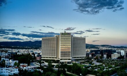 Η Cosmote «φεύγει», έρχεται η Telekom