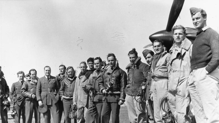 Η ΠΑ τίμησε τους πεσόντες Έλληνες και Βρετανούς αεροπόρους του έπους του 40