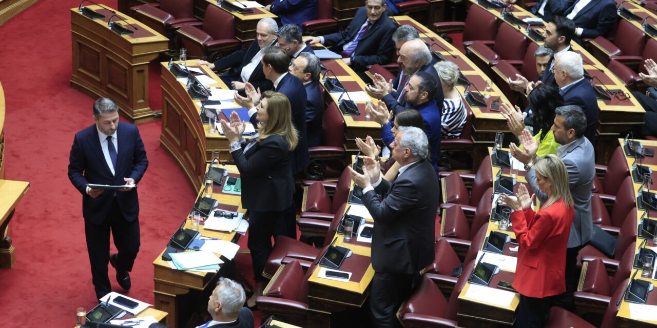 Το ΠΑΣΟΚ ζητάει την ακρόαση των Ντίλιαν και Δημητριάδη στην Επιτροπή Θεσμών και Διαφάνειας