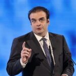 Για το ιδιωτικό χρέος υλοποιούμε ρυθμίσεις, οι οποίες επιβραβεύουν τους συνεπείς