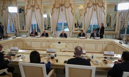 Πούτιν: Οι προτάσεις Τραμπ, βάση για συμφωνία – Ανοιχτή επιστολή Ζελένσκι για τετ α τετ