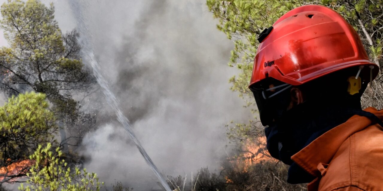 Φωτιά τώρα στην Κυρά Βρύση Κορινθίας