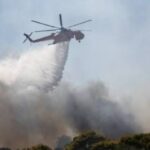 Πτώση πυροσβεστικού ελικοπτέρου, σώοι οι δύο χειριστές